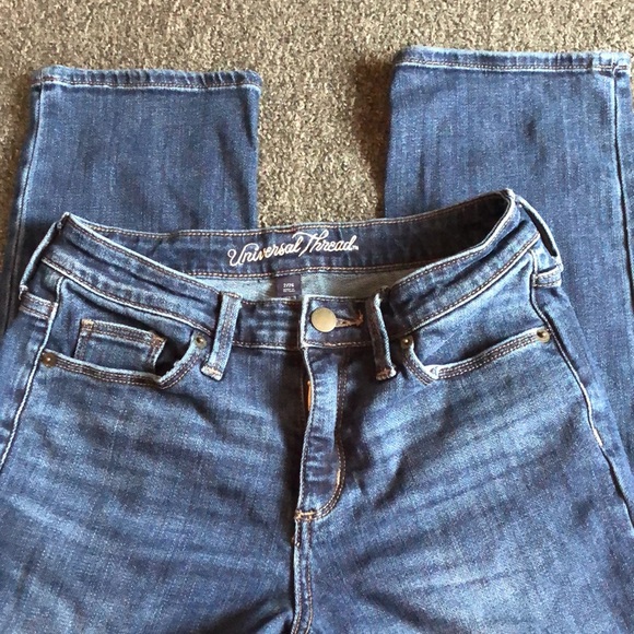 Universal Thread! - Picture 2 of 4